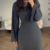 Nora | Rochie maxi din jacard cu mâneci