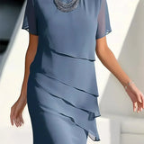 Eva - Rochie Elegantă cu Design Stratificat