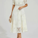 Irina – Rochie midi cu dantelă și decupaje