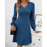 Mia – Rochie de Damă Elegantă cu Mâneci Lungi și Croială Confortabilă