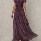 Violeta – Rochie maxi cu decupaj și fustă fluidă