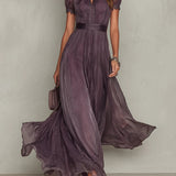 Violeta – Rochie maxi cu decupaj și fustă fluidă